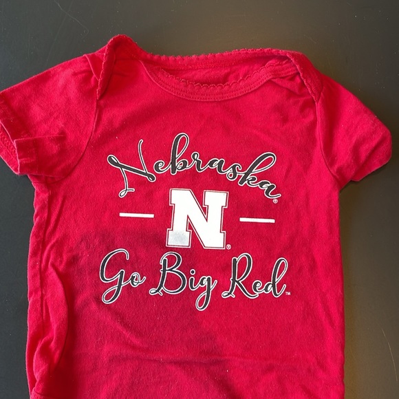 Nebraska onesies, 3-6 month - Picture 3 of 4